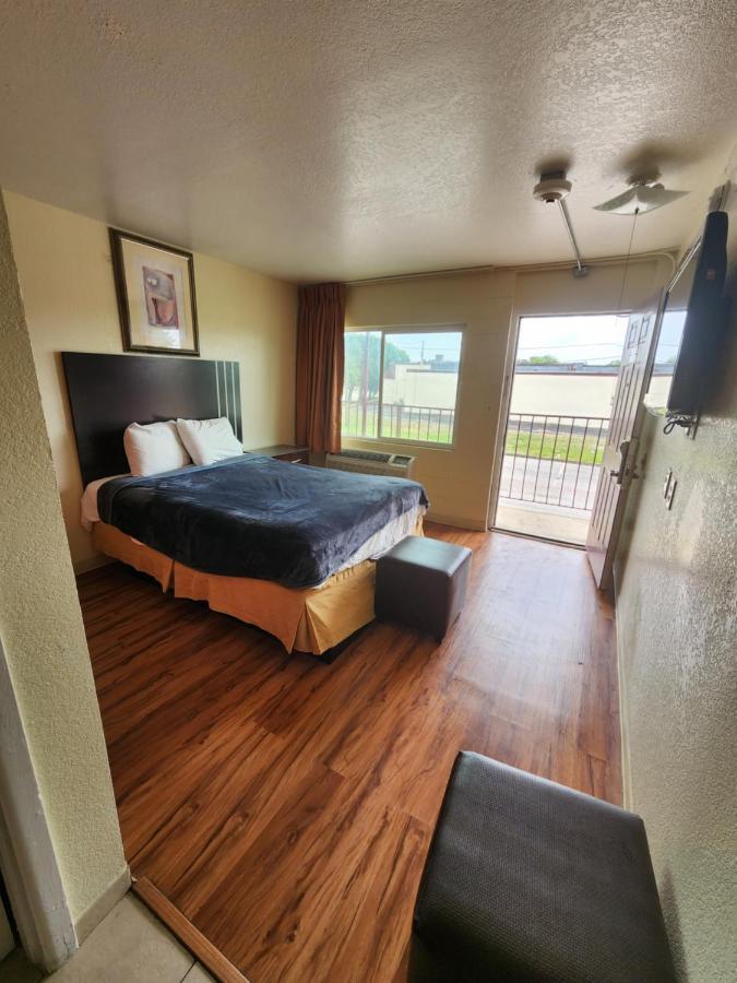 Hometown Inn And Suites Mesquite Exteriér fotografie